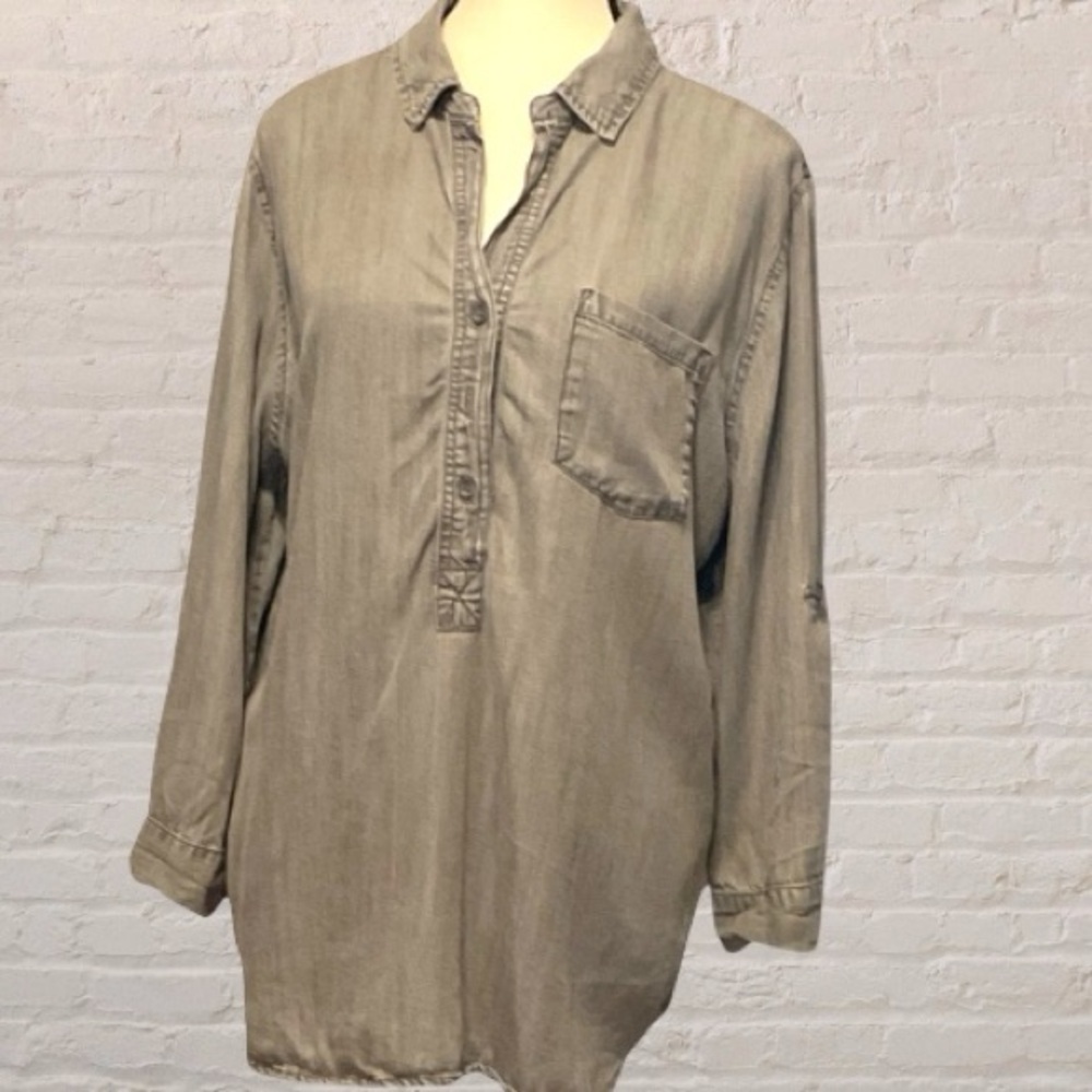 Hester & Orchard button front v neck slouchy tunic Shirt, Gray wash , Size L